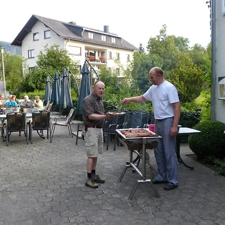 カフェ ペンション ヴァルデスル ヴィリンゲン