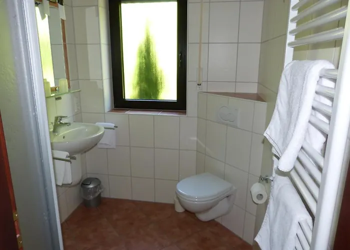 Cafe-pension Waldesruh Konukevi Willingen (Upland)